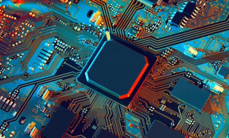 Hybrid Integrated Circuits (Hybrid IC): Examples, Advantages  and Circuit
